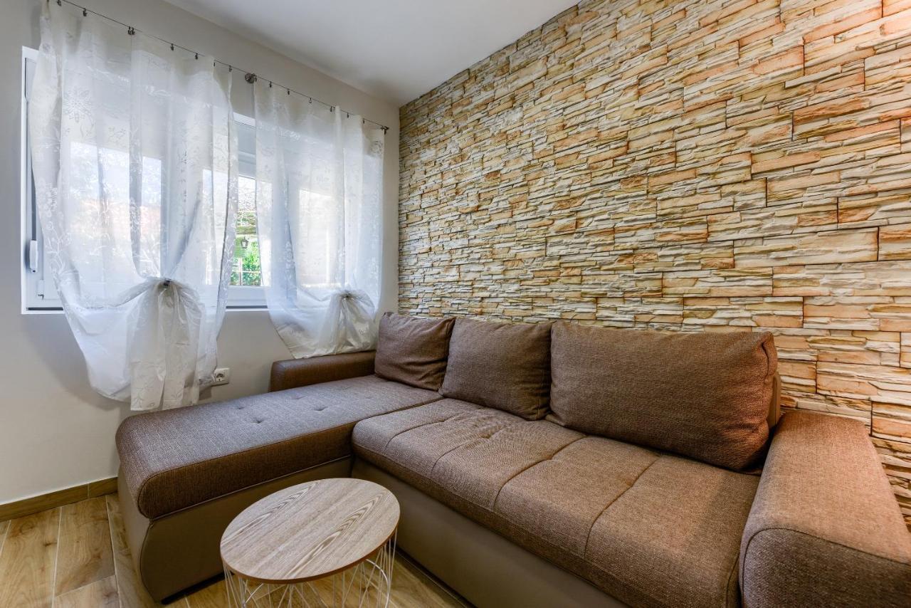 Apartment Yula زادار المظهر الخارجي الصورة