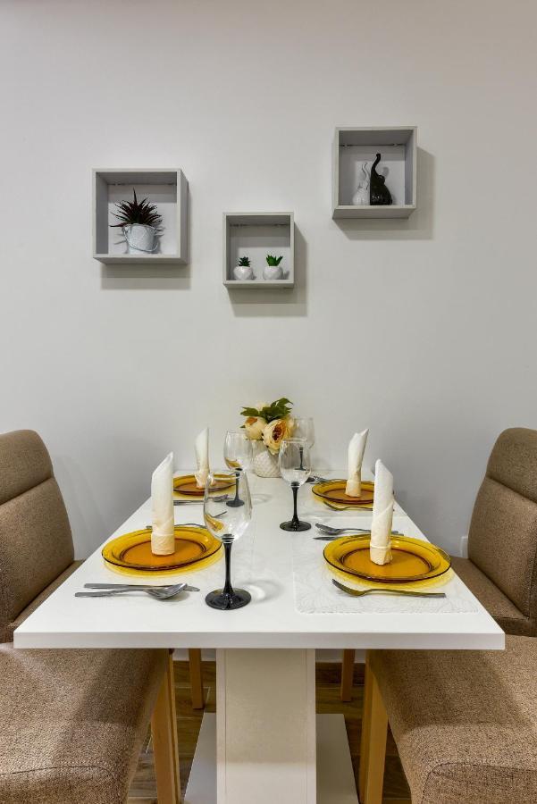 Apartment Yula زادار المظهر الخارجي الصورة
